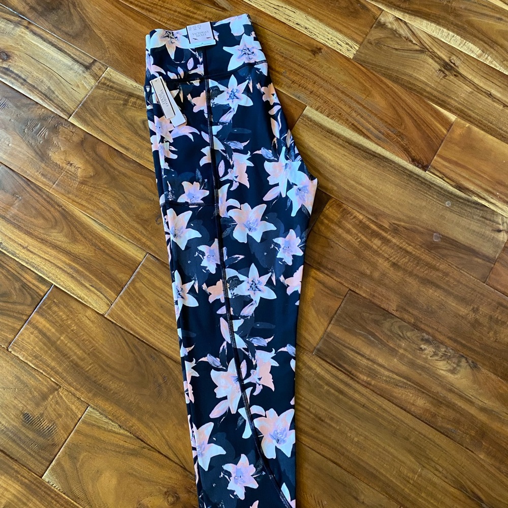 NWT Victoria's Secret Floral Leggings